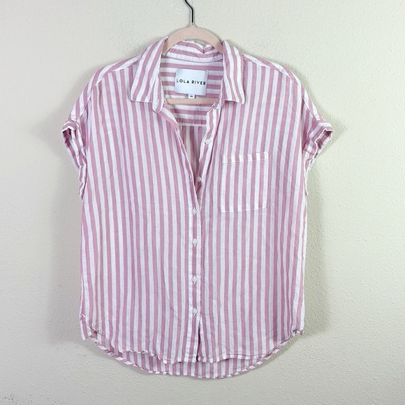 Lola River Short Sleeve Stripe Red White Button Down Shirt size Medium - Picture 1 of 7